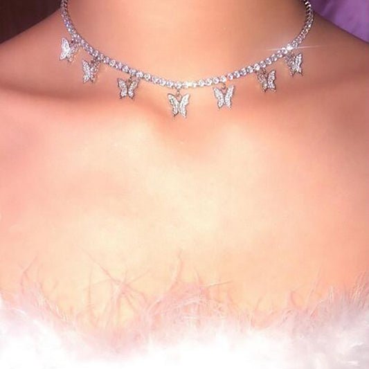 Fashionable Women's Light Luxury 7 Butterfly Necklace Claw Diamond Shiny