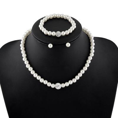 Pearl necklace breads set With Ear peaces for Daily & Party looks